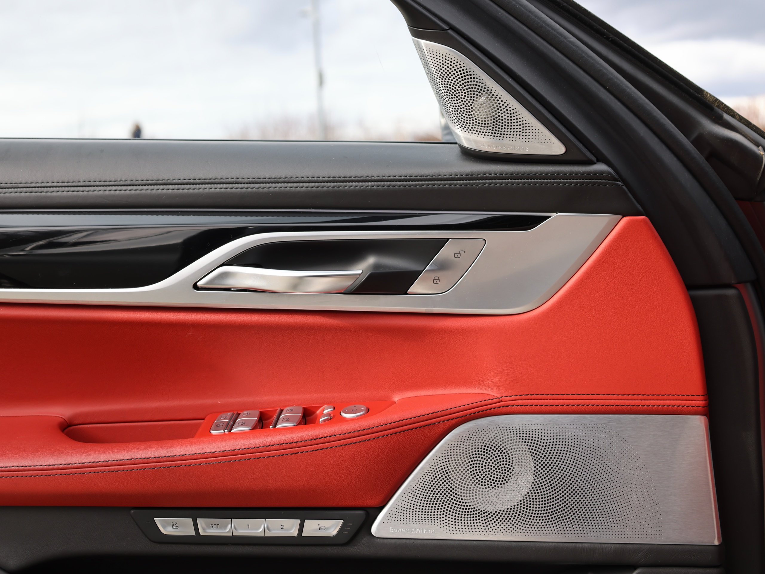 2018 BMW M760LI - Image 15